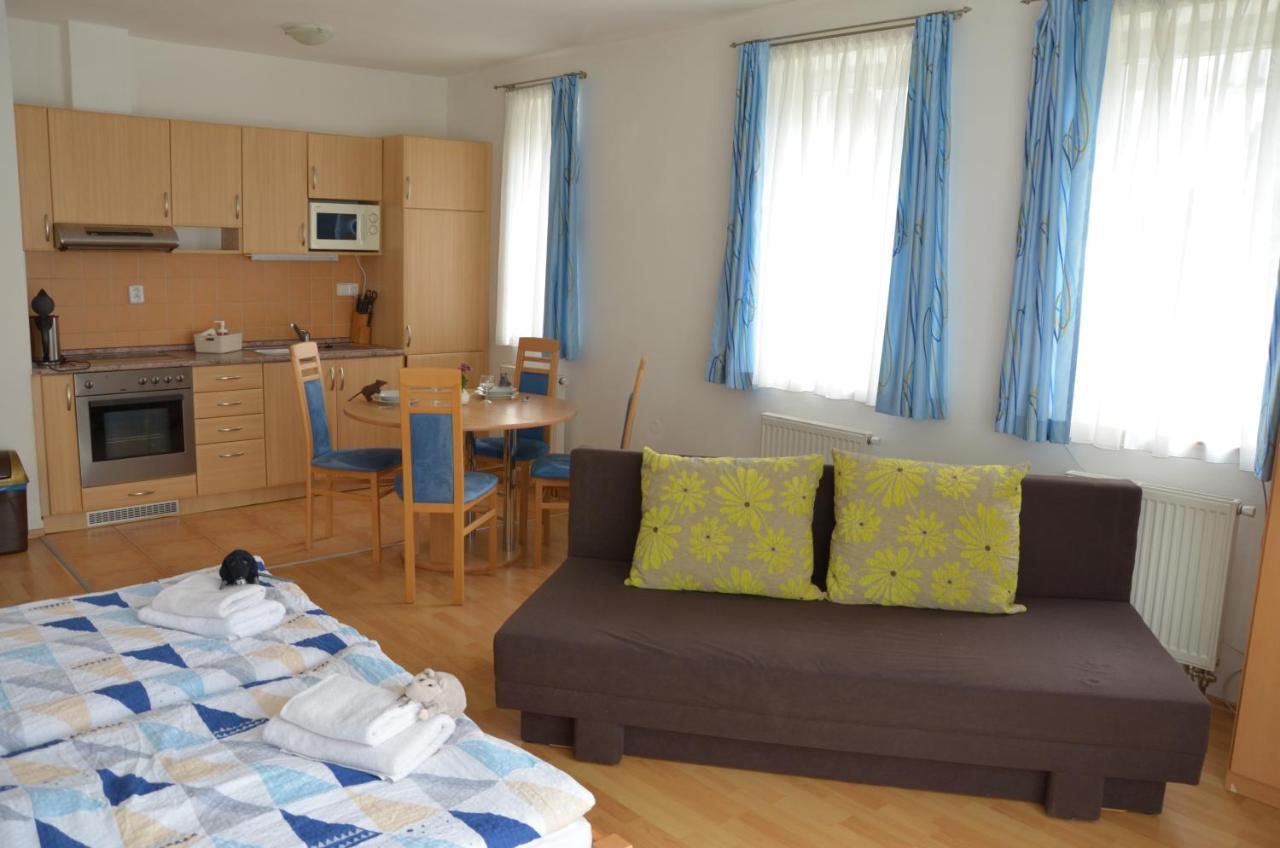 Lipno Riviera - Mysi V Bote Apartamento Lipno nad Vltavou Exterior foto